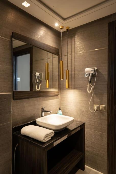 #56 Maarif Racine Urban Massira Near Twin Center Apartment Casablanca Ngoại thất bức ảnh