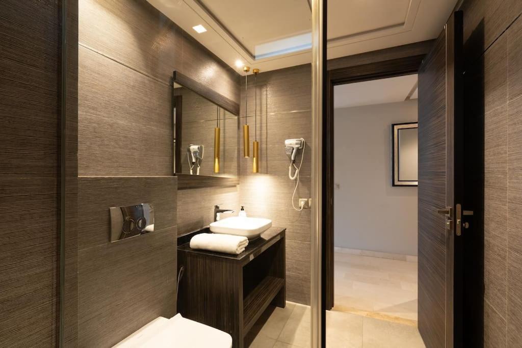 #56 Maarif Racine Urban Massira Near Twin Center Apartment Casablanca Ngoại thất bức ảnh