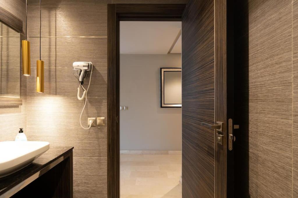 #56 Maarif Racine Urban Massira Near Twin Center Apartment Casablanca Ngoại thất bức ảnh